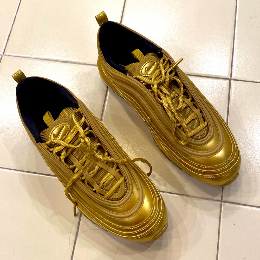Nike AirMax 97 Gold Medal (Men's Size 8.5)